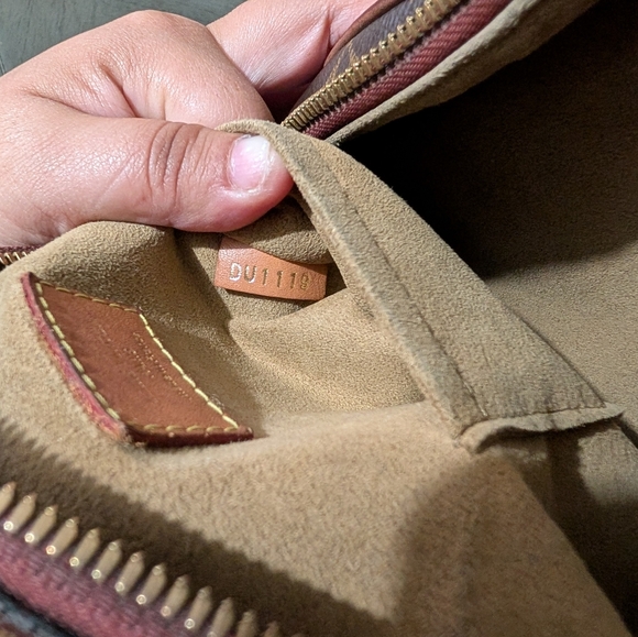 Louis Vuitton Crossbody Bag - Picture 9 of 12